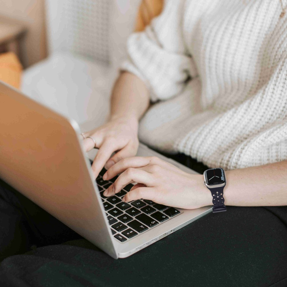 Vildt fed Apple Watch Series 7 45mm Silikone Urrem - Blå#serie_2