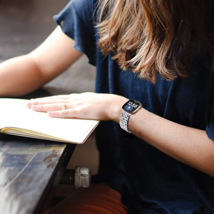 Smuk Fitbit Versa 3 / Fitbit Sense Metal og Rhinsten Rem - Sølv#serie_2