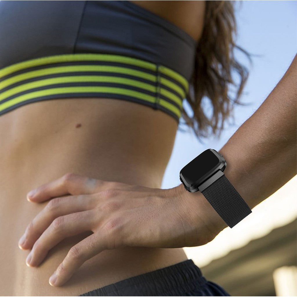 Rigtigt smuk Fitbit Versa Metal Rem - Sort#serie_3